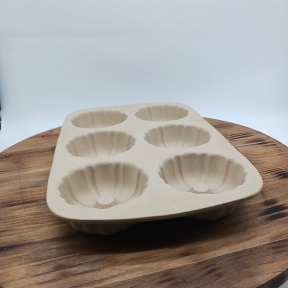 Vintage Pampered Chef Stoneware 6-Cavity Fluted Muffin Pan - Bake Like Grandma - Picture 7 of 8